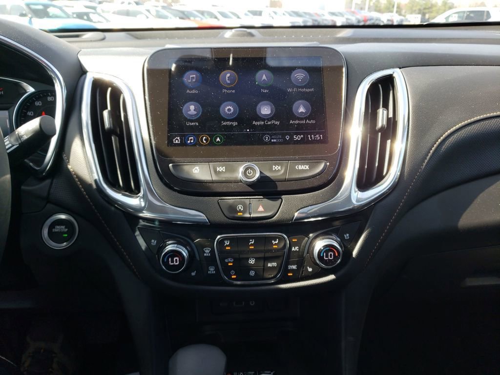 Used 2023 Chevrolet Equinox Premier image 18