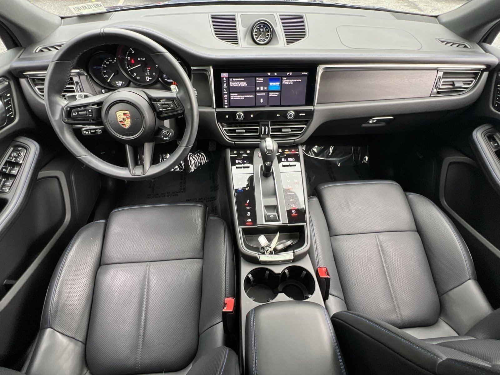 Used 2025 Porsche Macan GTS AWD/4WD image 13