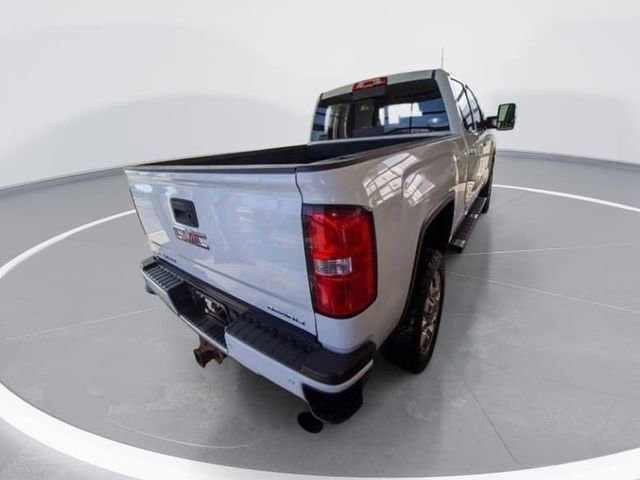 Used 2017 GMC Sierra 2500 Denali w/ Duramax Plus Package image 6