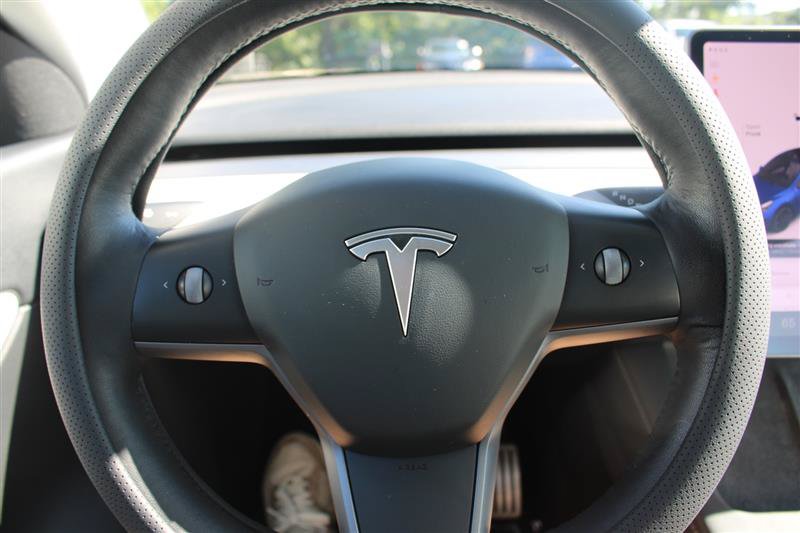 Used 2021 Tesla Model Y Performance AWD/4WD image 11
