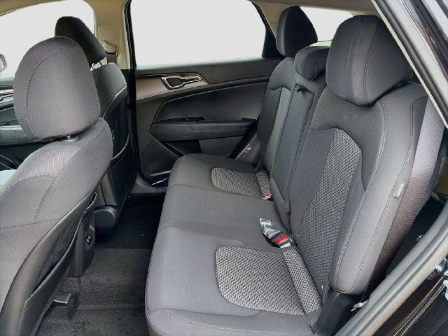 New 2027 Kia Sportage S FWD image 23