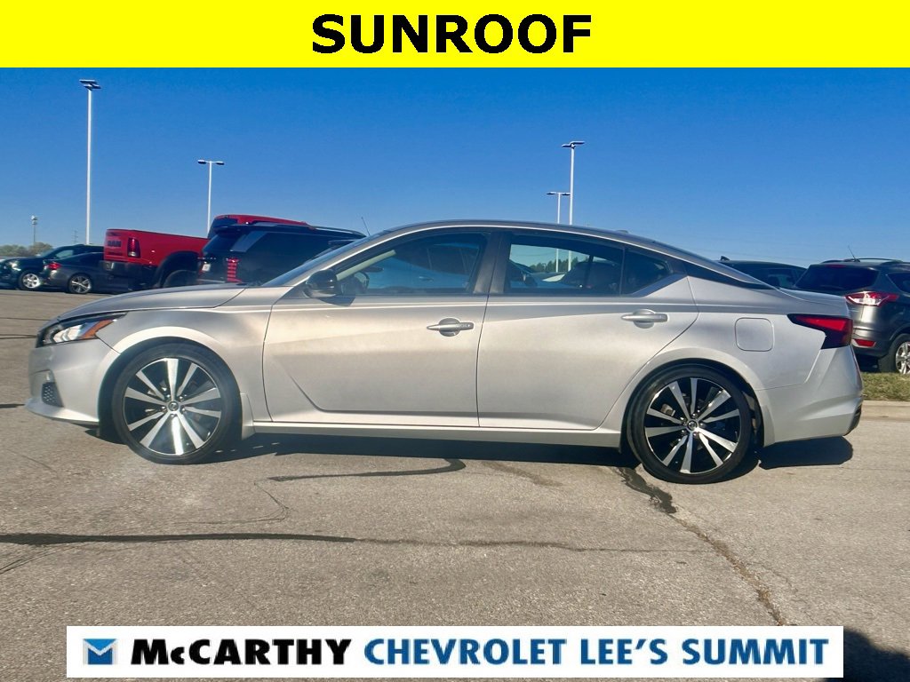 Used 2019 Nissan Altima 2.5 SR w/ SR Premium Package image 12