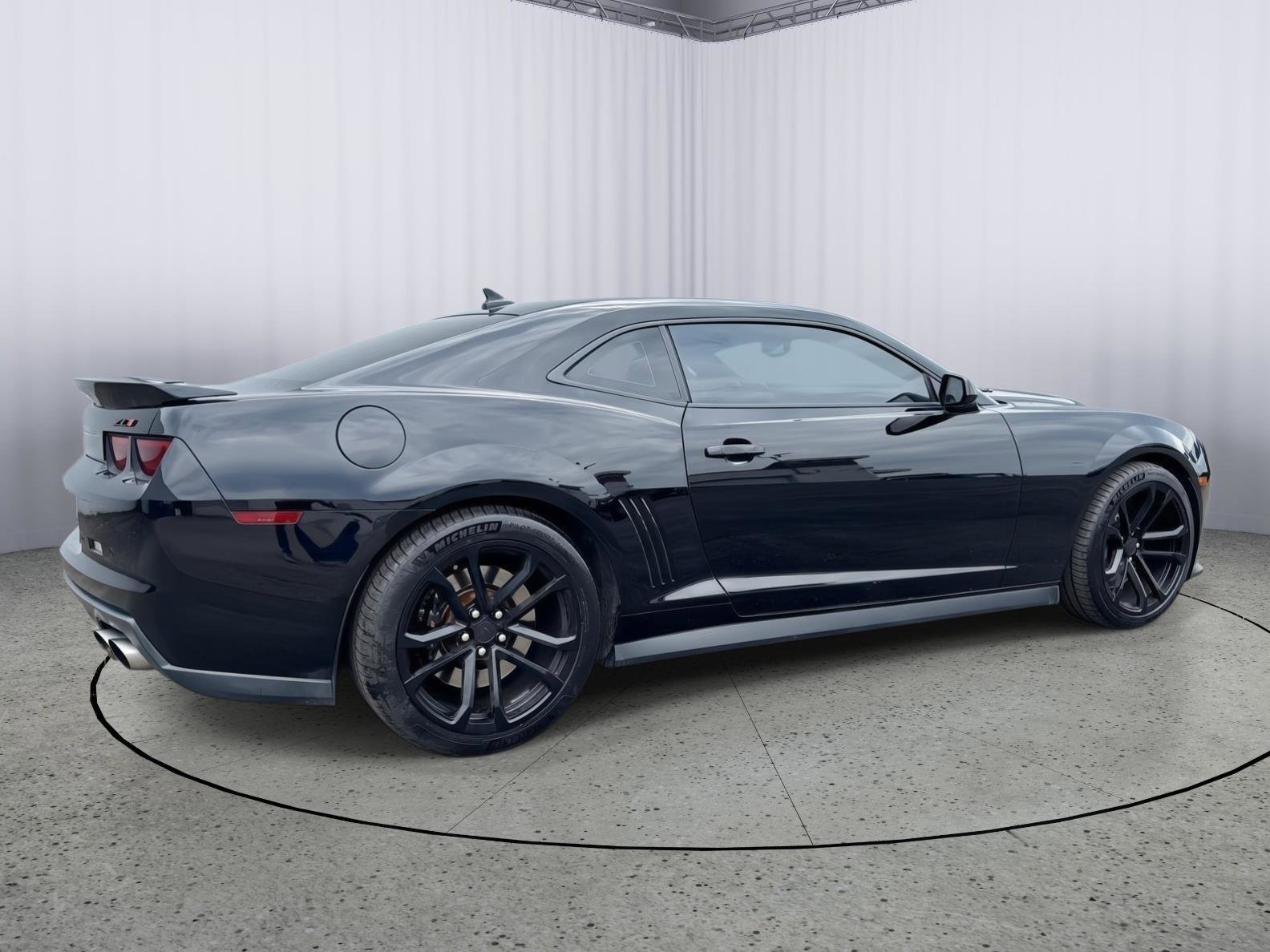 Used 2012 Chevrolet Camaro ZL1 RWD image 6