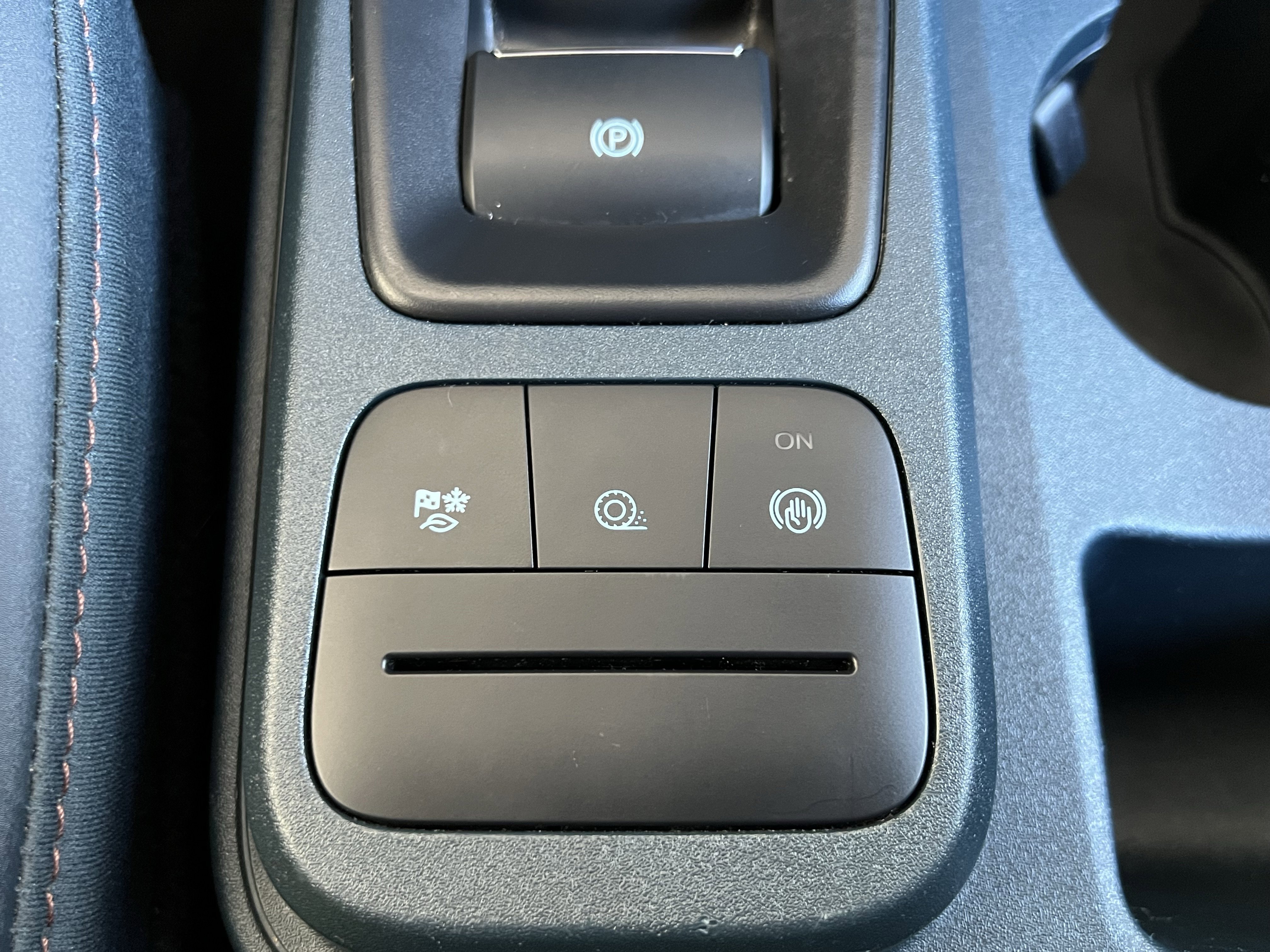 Used 2024 Ford Maverick Lariat image 36