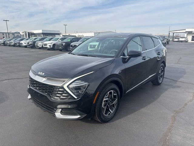 Used 2024 Kia Sportage LX image 8