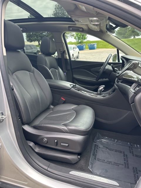Used 2019 Buick Envision Essence AWD/4WD image 39