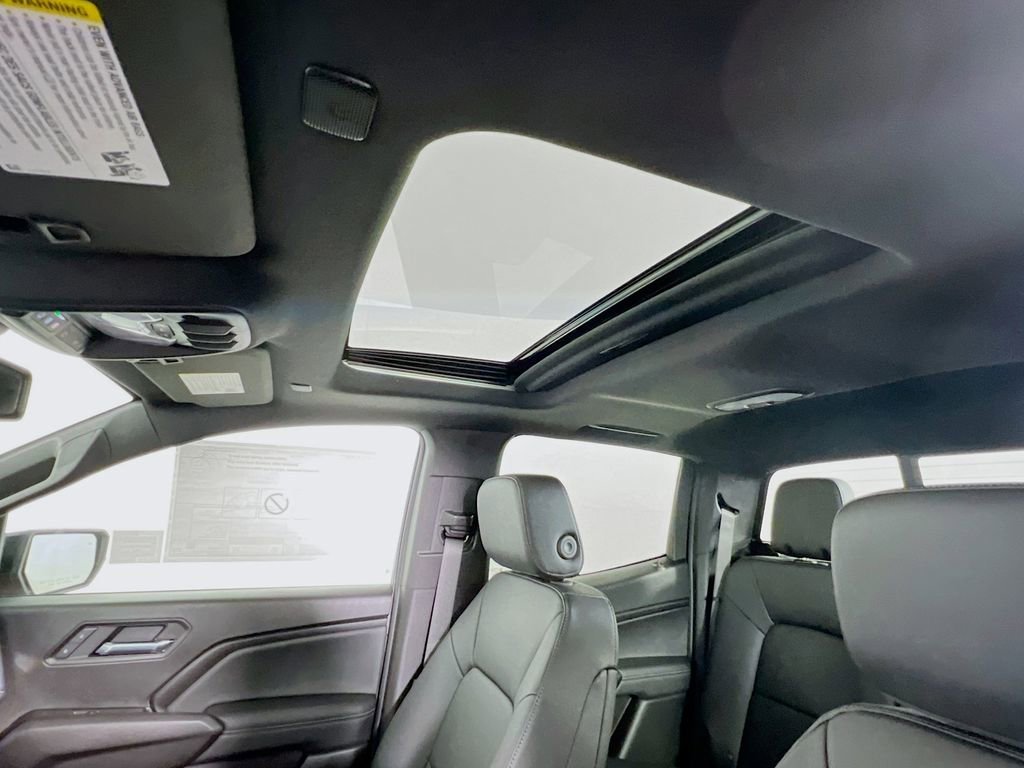 New 2026 GMC Canyon Elevation w/ Convenience Package image 18