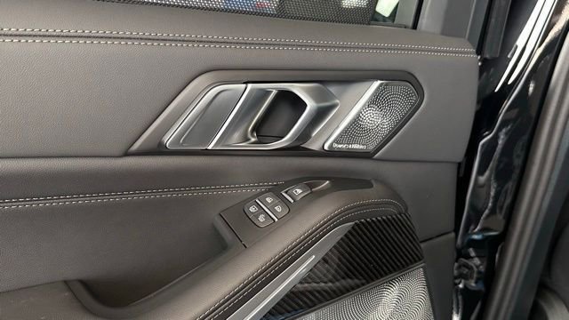 Used 2026 BMW X7 M60i image 47