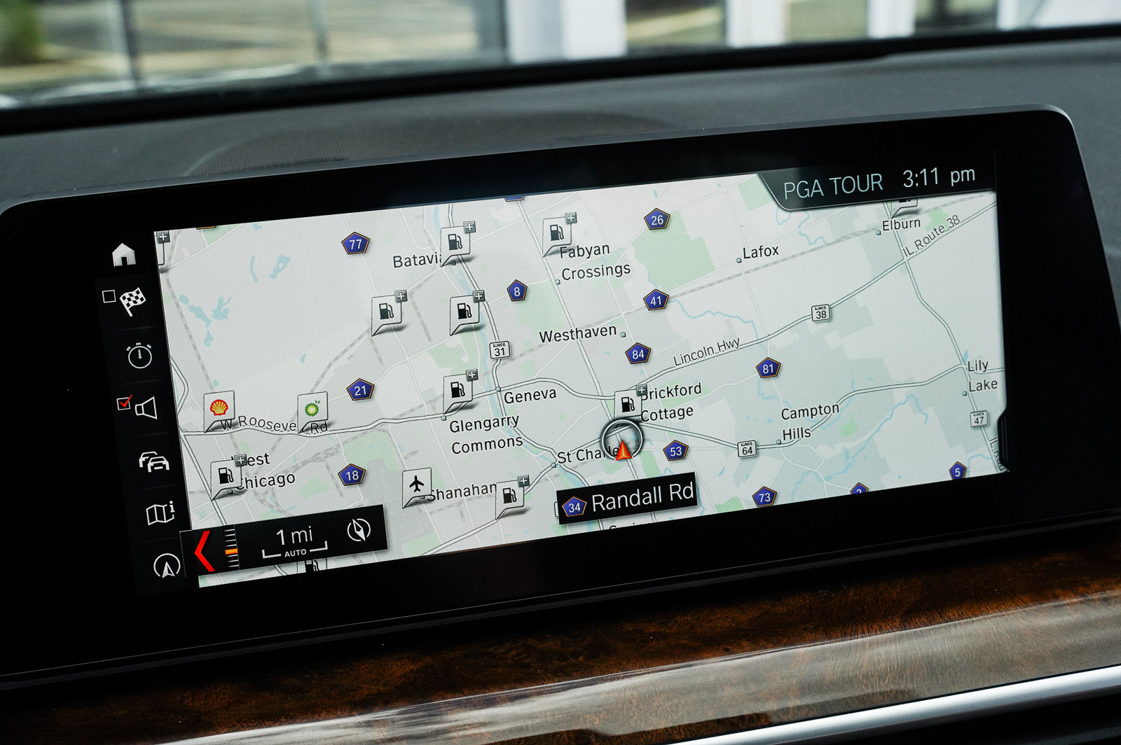 Used 2019 BMW 540i xDrive w/ Premium Package image 11