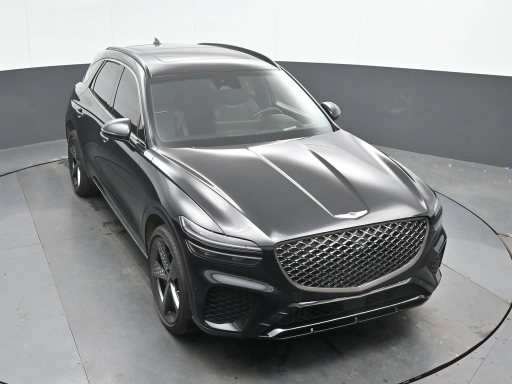 Used 2023 Genesis GV70 3.5T Sport w/ Sport Prestige Package AWD/4WD image 32