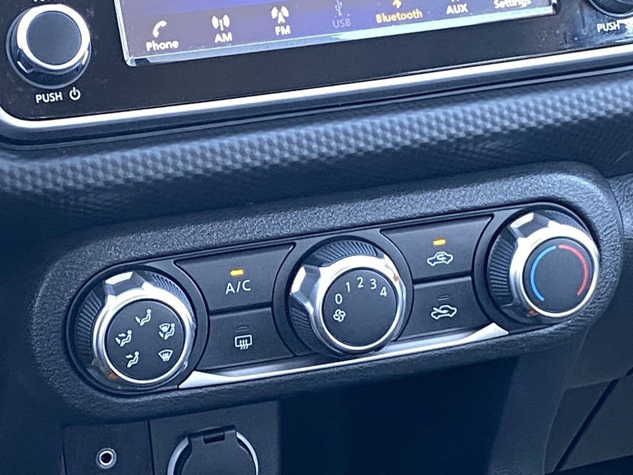 Certified 2025 Nissan Kicks Play S FWD image 20
