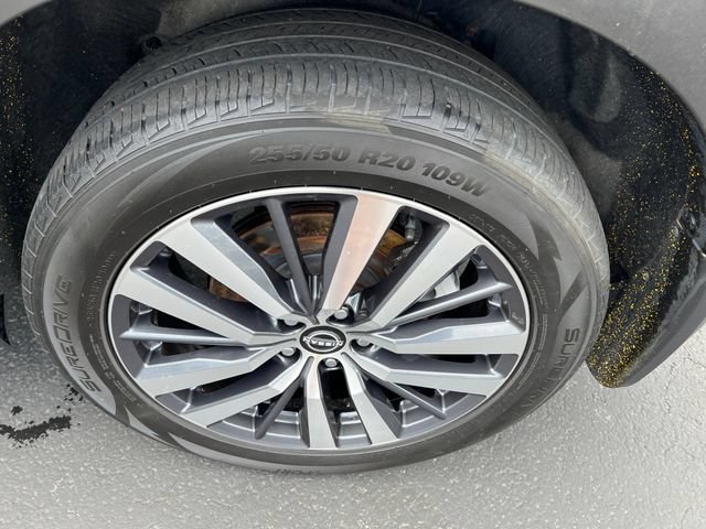 Used 2022 Nissan Pathfinder Platinum w/ Cargo Package AWD/4WD image 28