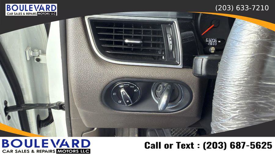 Used 2017 Porsche Macan S image 23