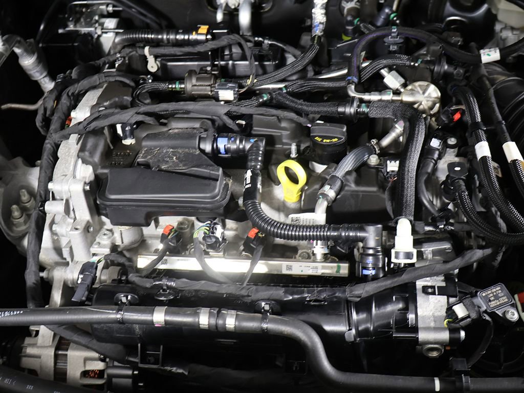 Used 2021 Ford Escape SE w/ SE Sport Appearance Package image 15