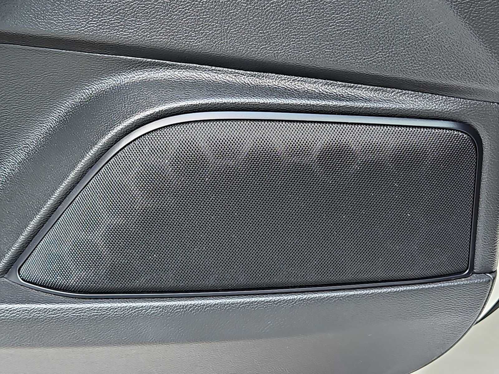 Used 2022 Maserati Levante GT AWD/4WD image 28