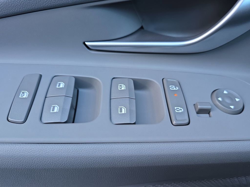 New 2026 Hyundai Elantra Hybrid w/ Cargo Package FWD image 26