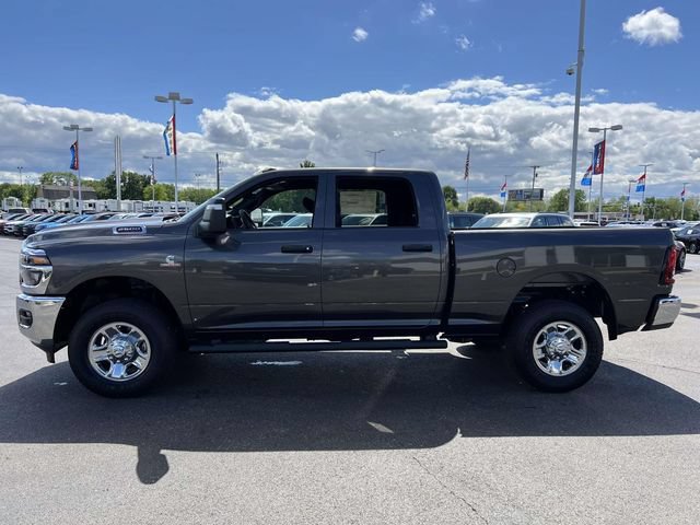 New 2026 RAM 2500 Tradesman AWD/4WD image 4