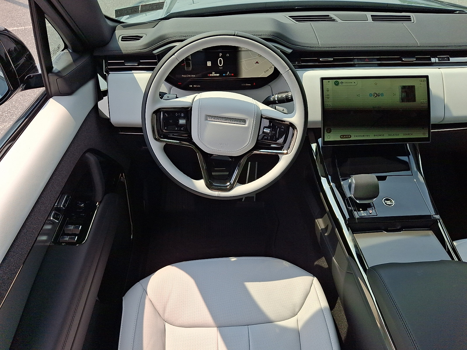 New 2026 Land Rover Range Rover Sport Dynamic SE AWD/4WD image 8
