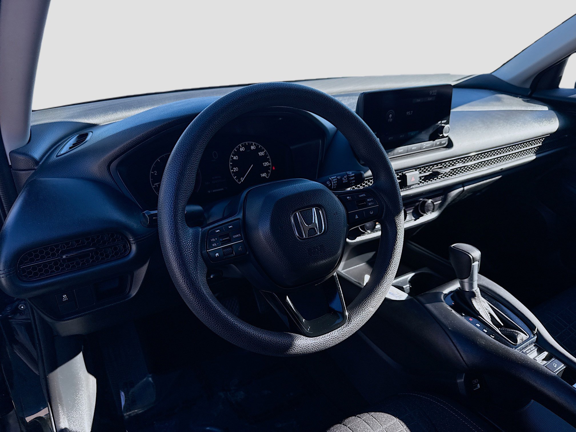Certified 2023 Honda HR-V LX image 9