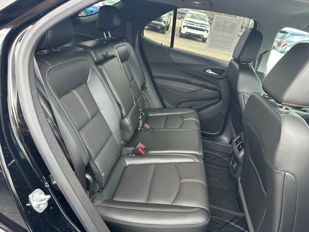 Used 2024 Chevrolet Equinox Premier w/ LPO, Floor Liner Package AWD/4WD image 29