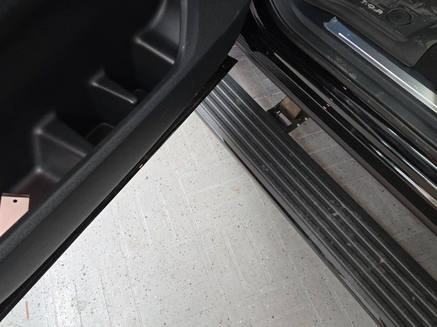 New 2026 Lincoln Navigator L Reserve w/ Jet Appearance Package image 30