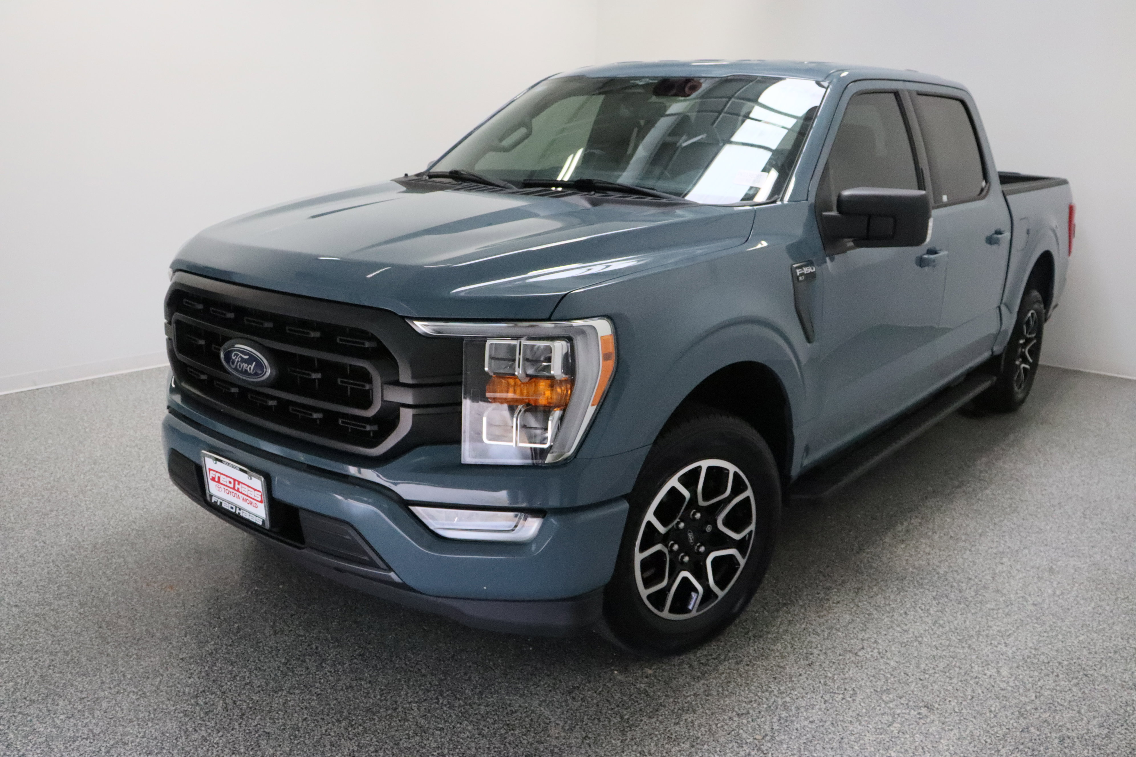 Used 2023 Ford F150 XLT w/ Equipment Group 302A High RWD image 2