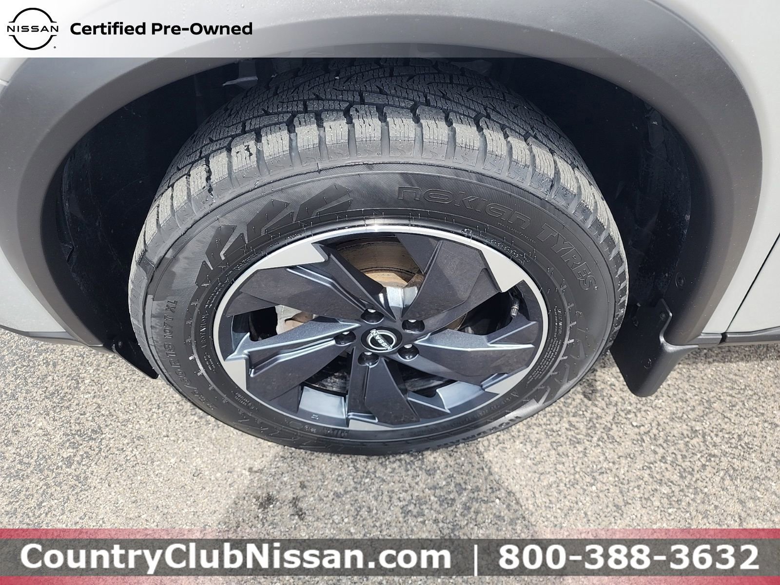 Certified 2024 Nissan Rogue SV AWD/4WD image 33