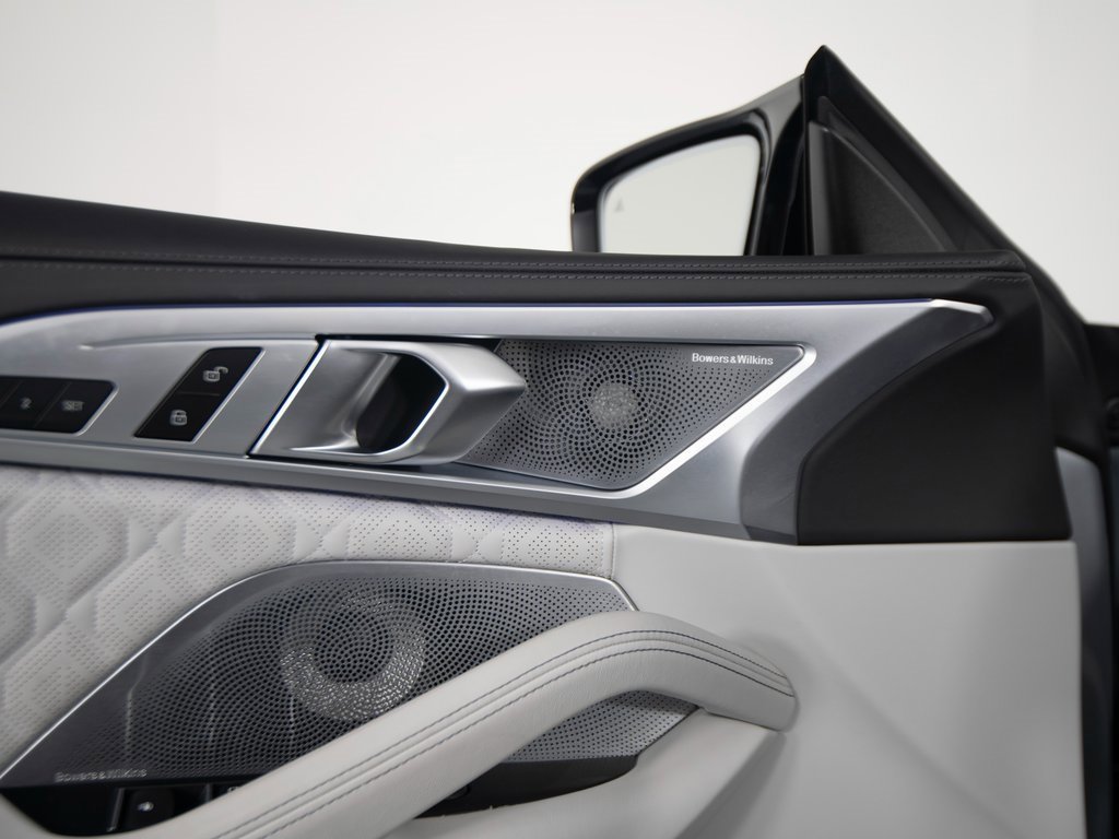 Used 2022 BMW M8 Competition image 12