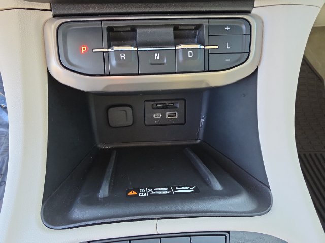 Certified 2023 GMC Acadia Denali FWD image 30