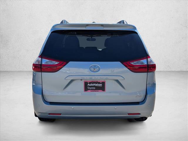 Used 2017 Toyota Sienna XLE w/ XLE Navigation Package image 7