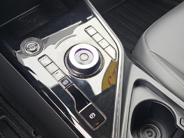 Certified 2023 Kia Niro Wind w/ Wind Preserve Package FWD image 32