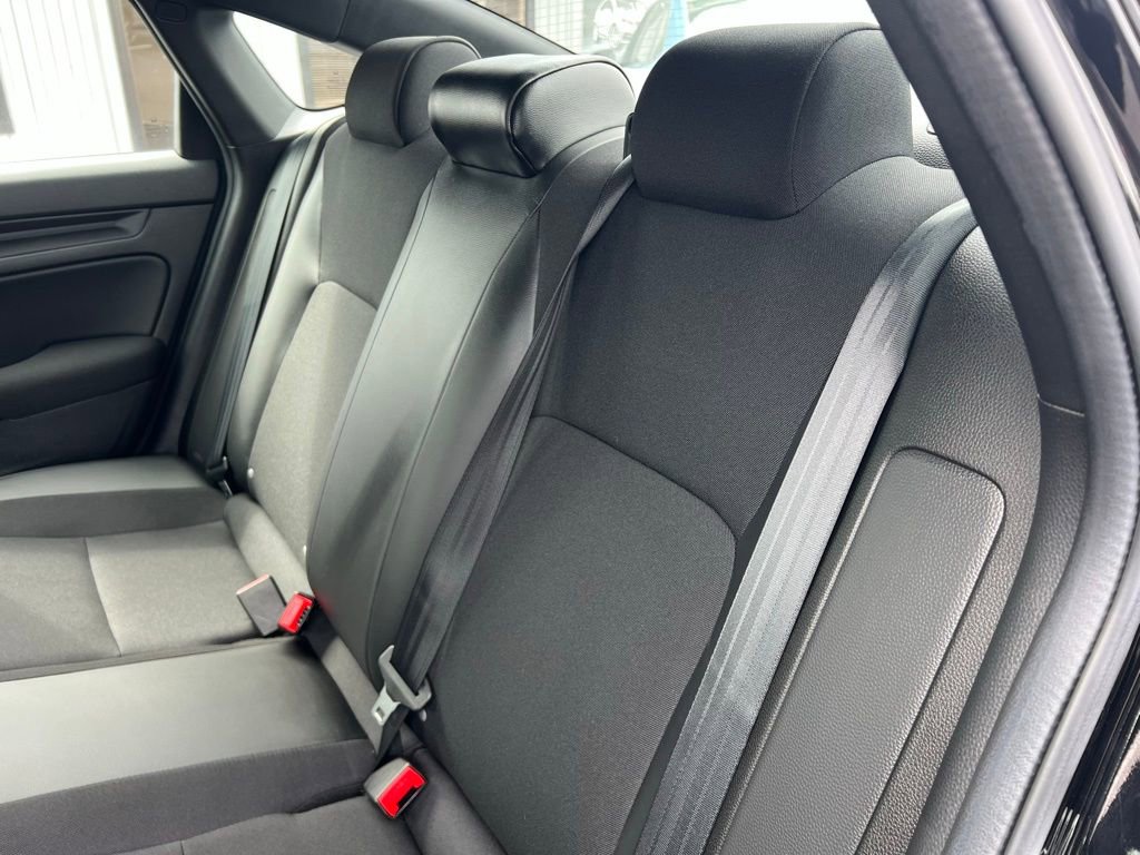 Used 2024 Honda Civic Sport image 15