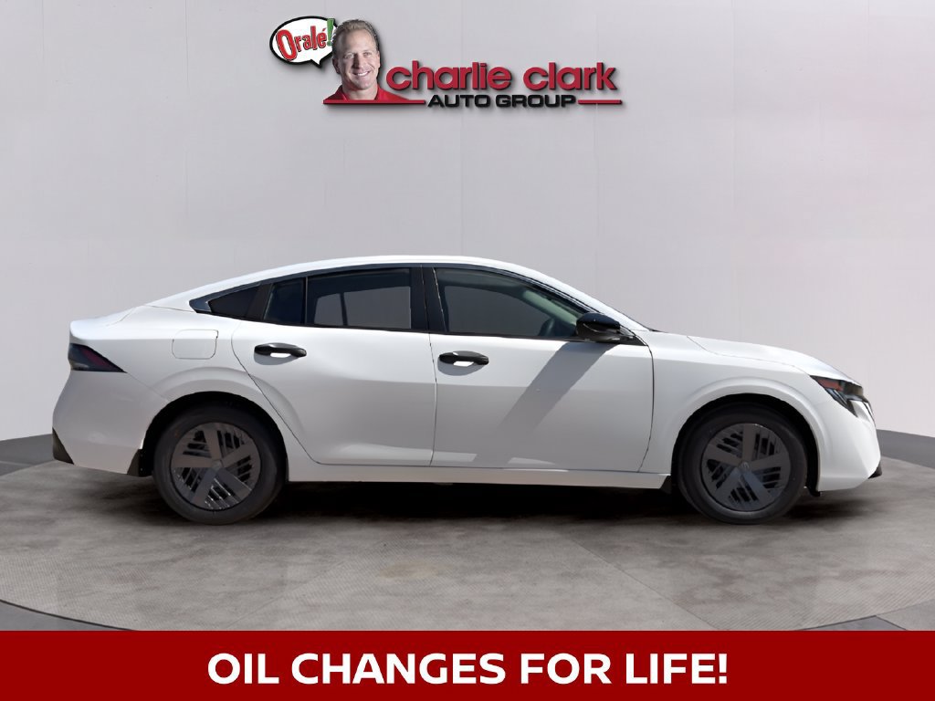 New 2027 Nissan Sentra S w/ Floor Mat Package FWD image 7