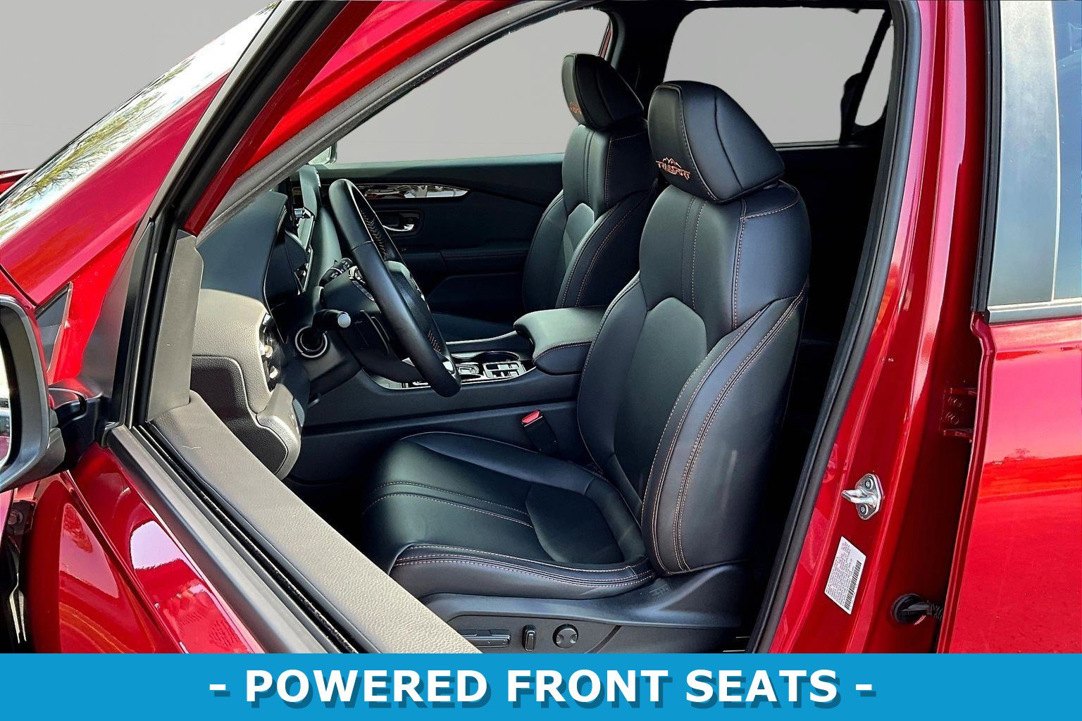 Used 2025 Honda Pilot TrailSport image 21