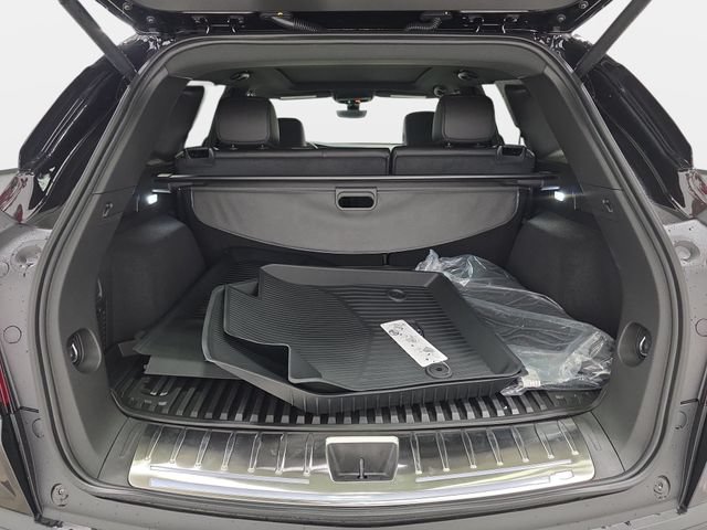 New 2026 Cadillac XT5 Premium Luxury w/ LPO, ONYX Package AWD/4WD image 29