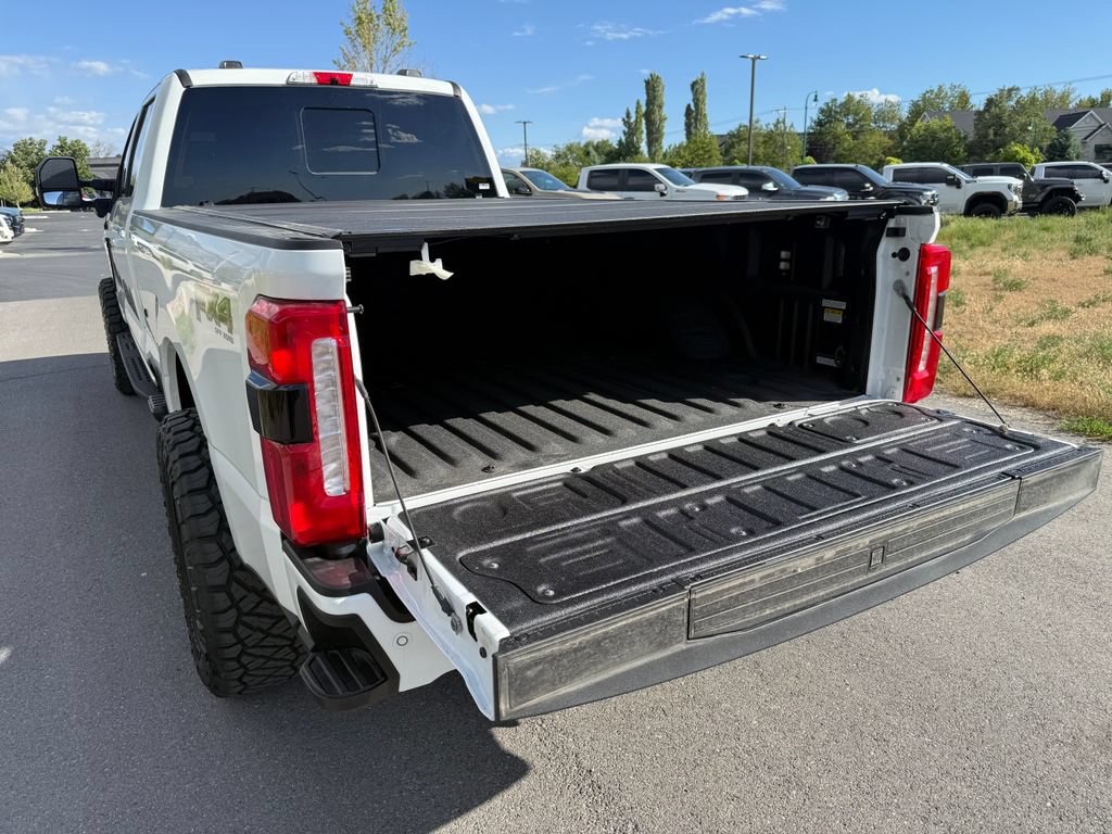 Used 2026 Ford F350 Lariat w/ Black Appearance Package AWD/4WD image 13