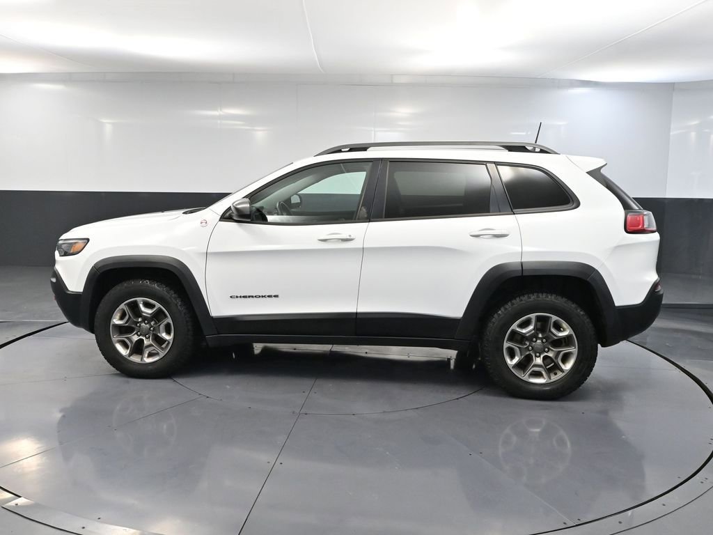 Used 2019 Jeep Cherokee Trailhawk image 9