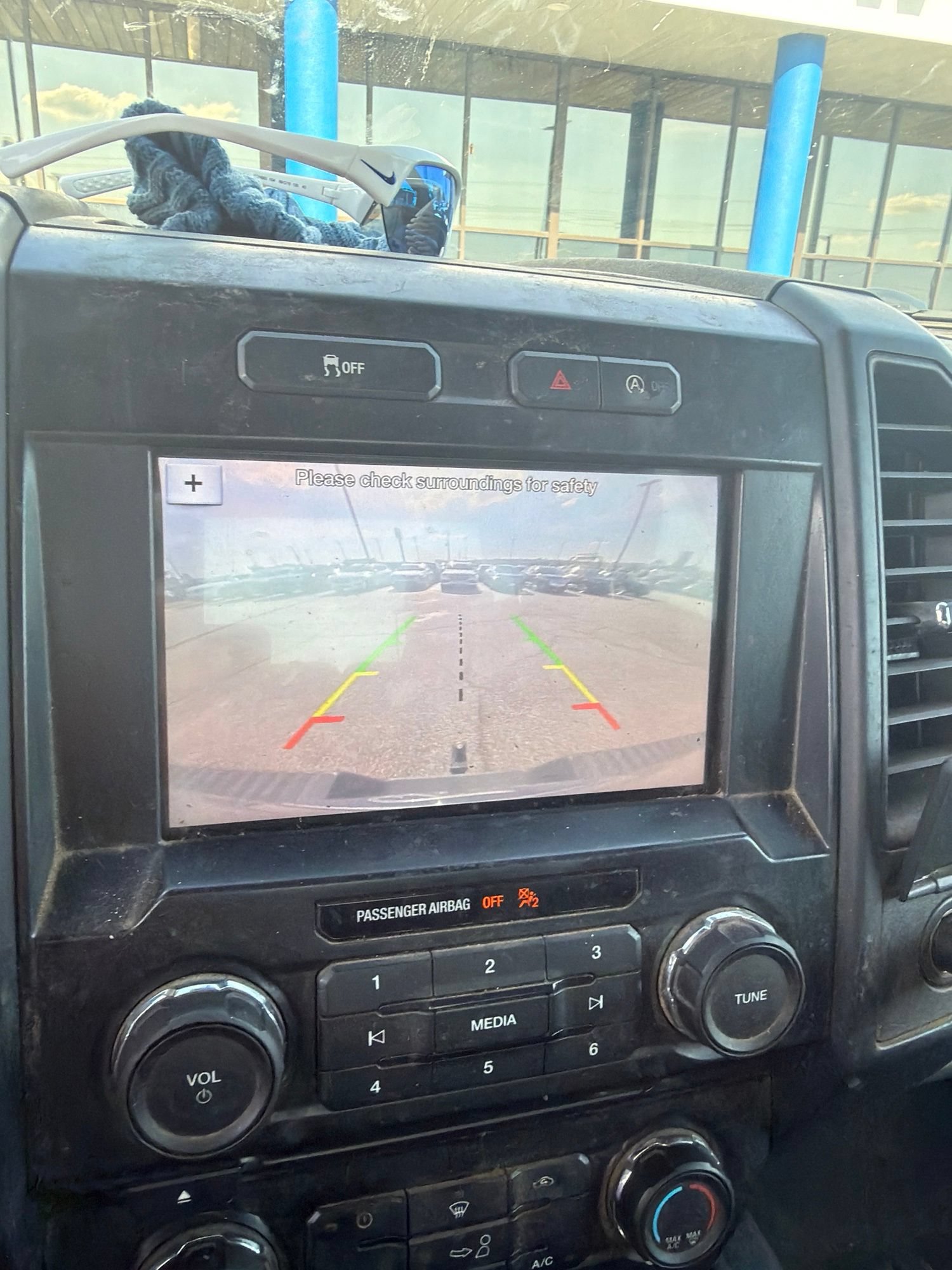 Used 2017 Ford F150 XL w/ Equipment Group 101A Mid AWD/4WD image 8
