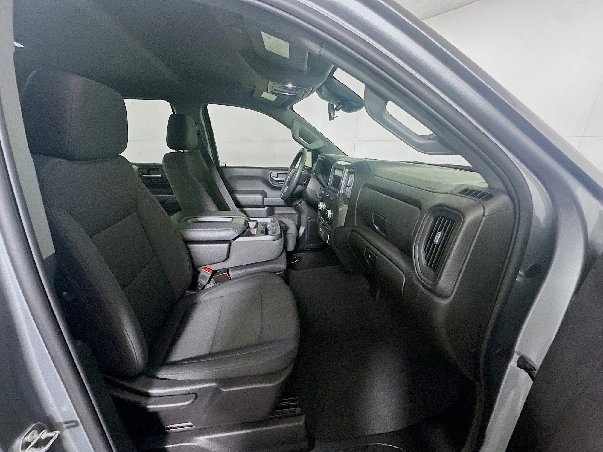 Used 2024 GMC Sierra 1500 Pro w/ Graphite Edition image 28