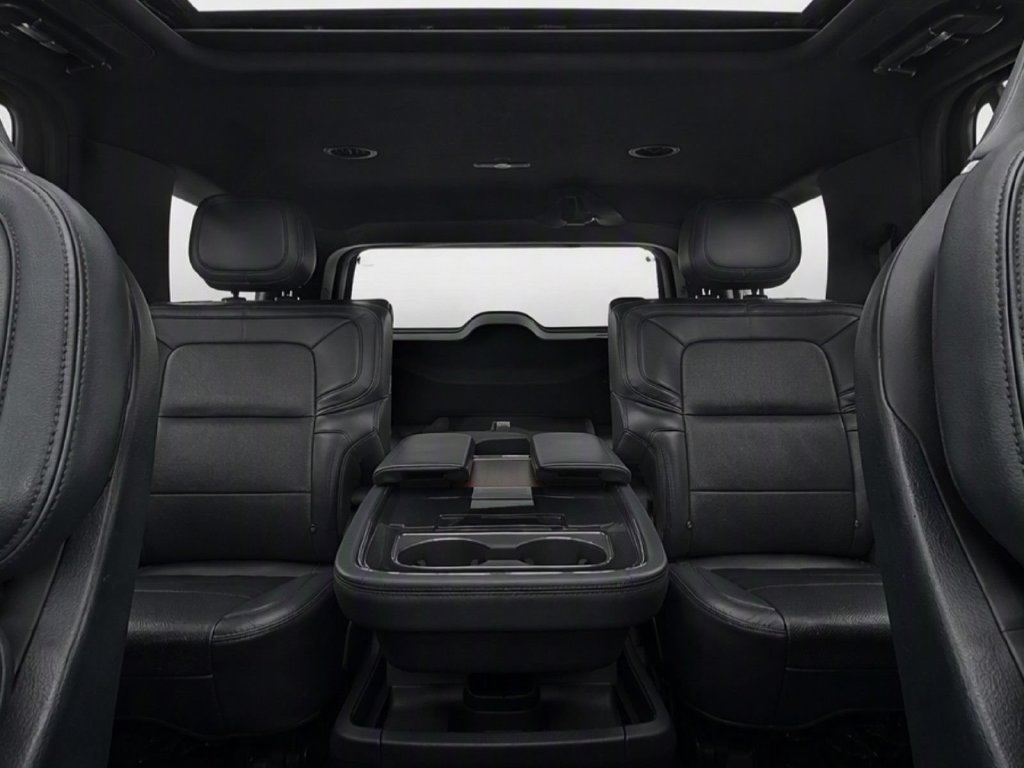 Used 2023 Lincoln Navigator Reserve AWD/4WD image 20