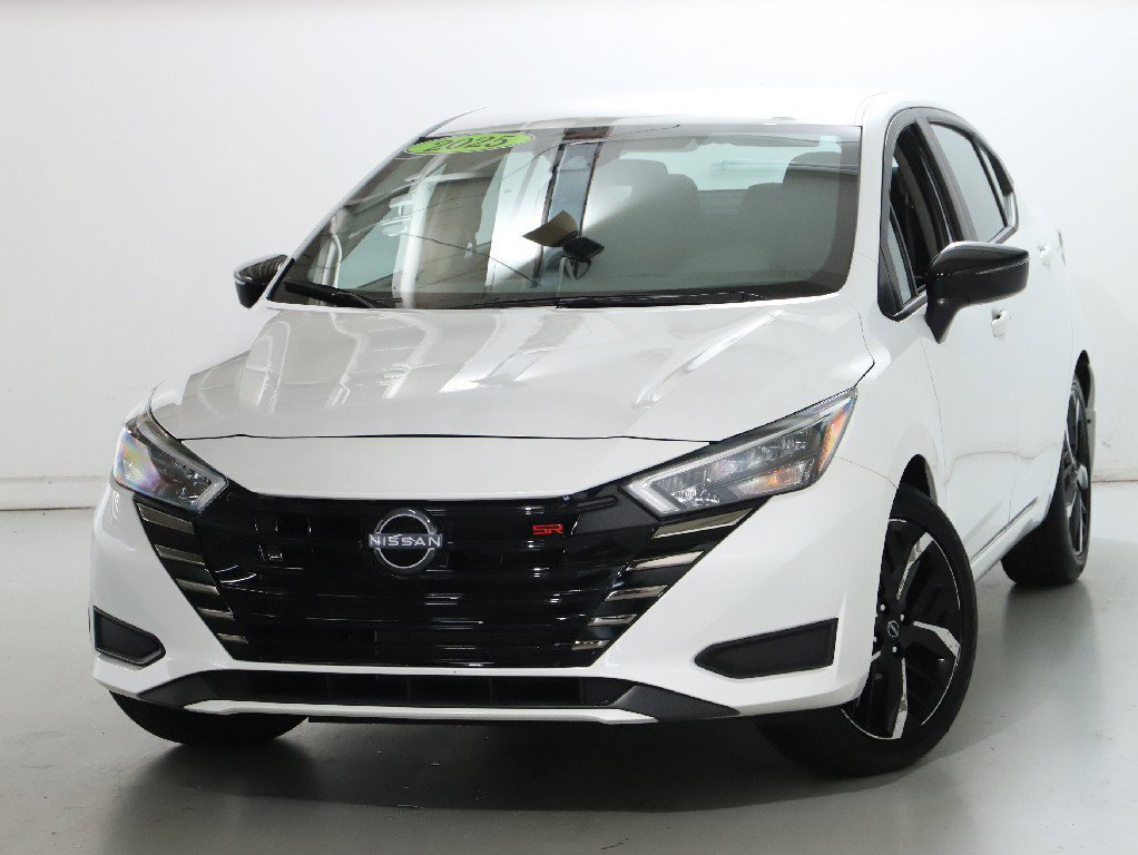 Used 2025 Nissan Versa SR w/ Trunk Package FWD image 3
