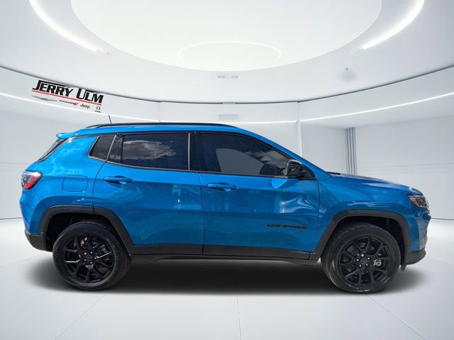 New 2026 Jeep Compass Latitude image 2