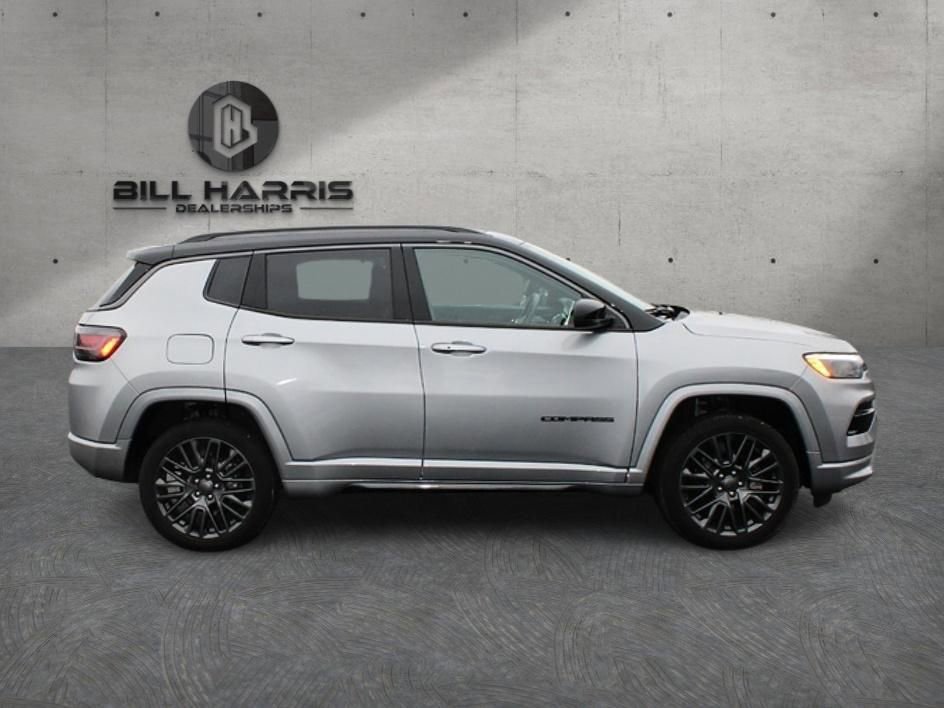 Used 2022 Jeep Compass High Altitude image 4