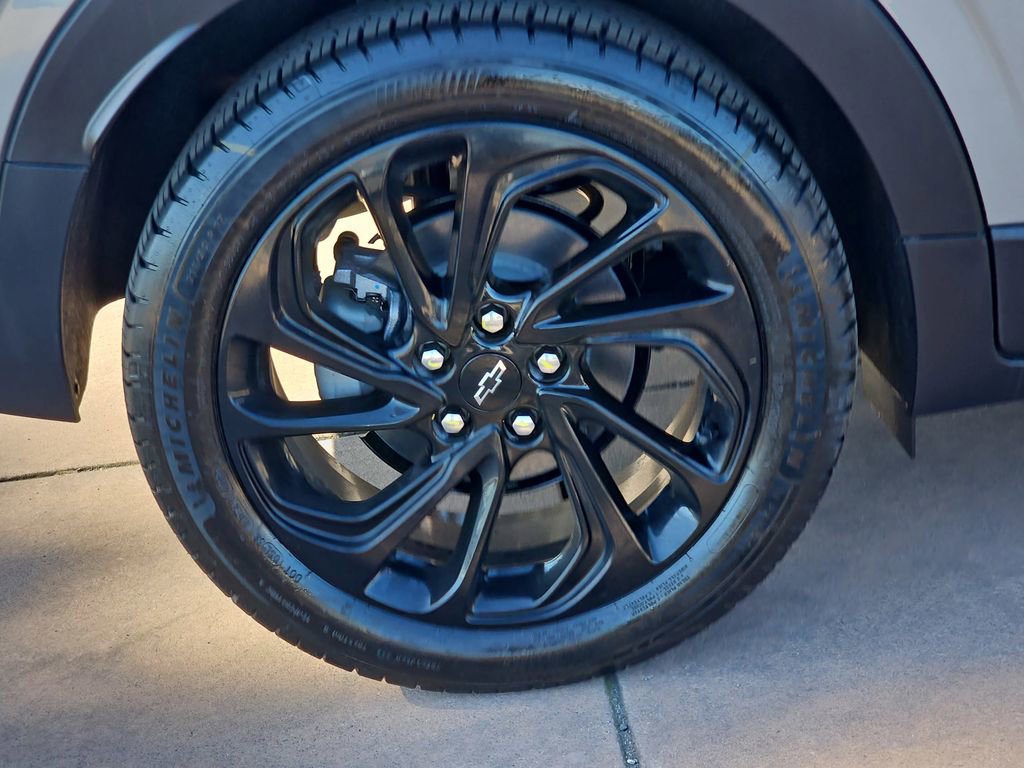 New 2027 Chevrolet Bolt RS w/ Technology Package image 37