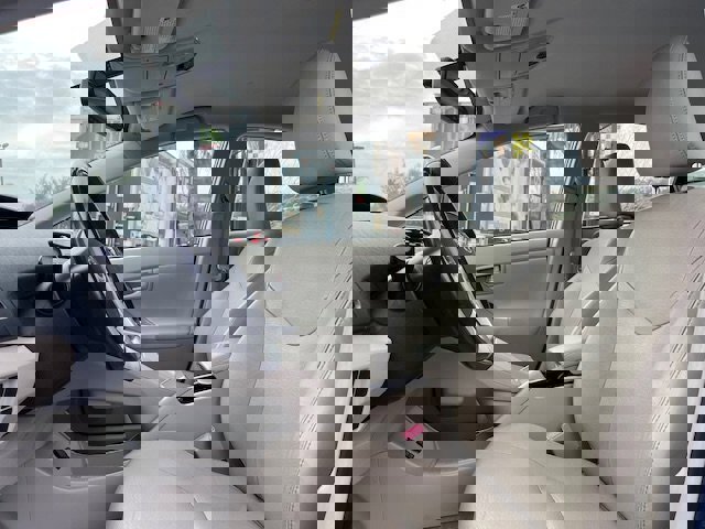 Used 2010 Toyota Prius Four image 4