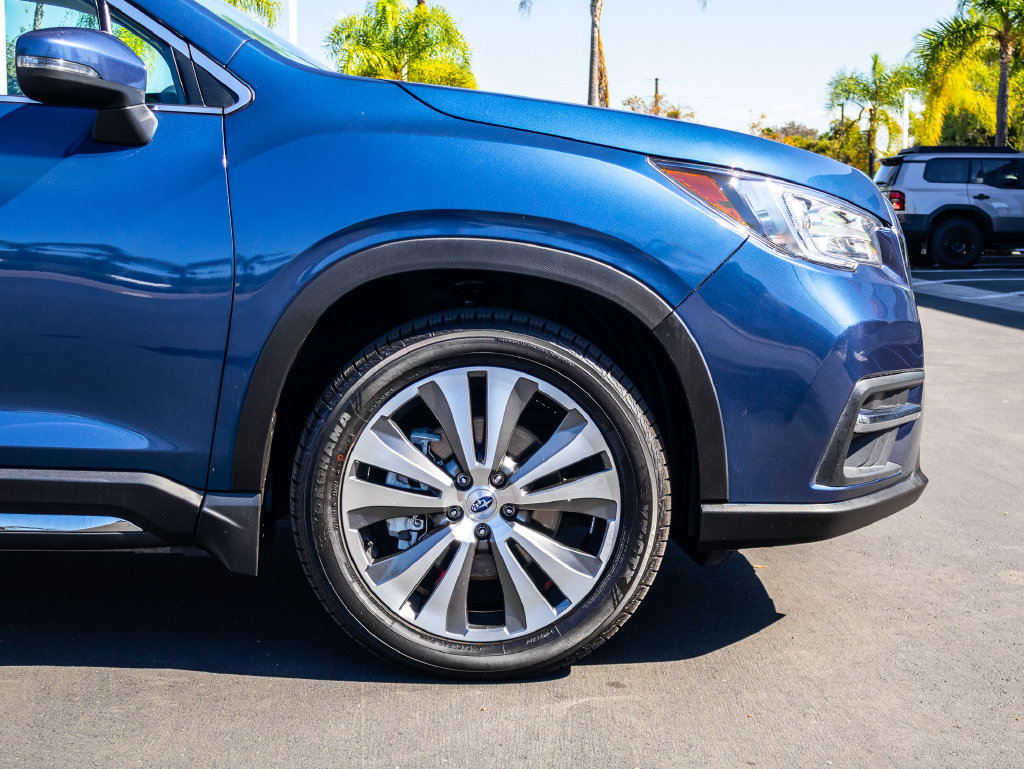 Used 2022 Subaru Ascent Limited w/ Technology Package AWD/4WD image 6