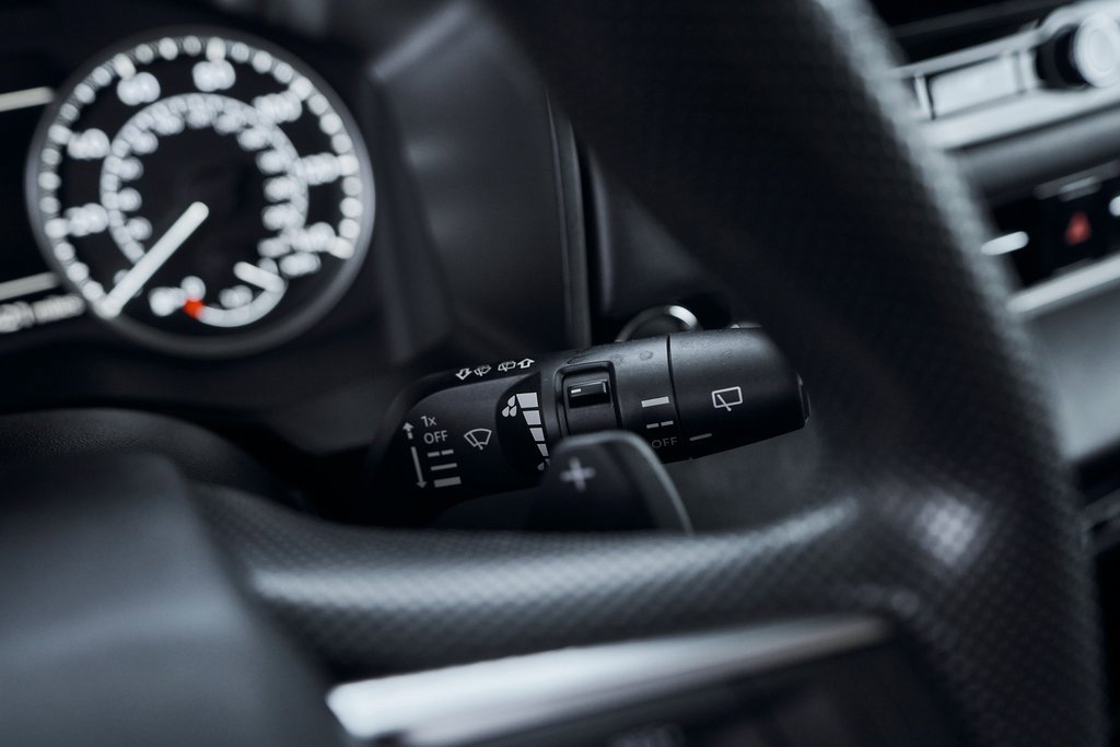 Used 2025 Mitsubishi Outlander ES image 47