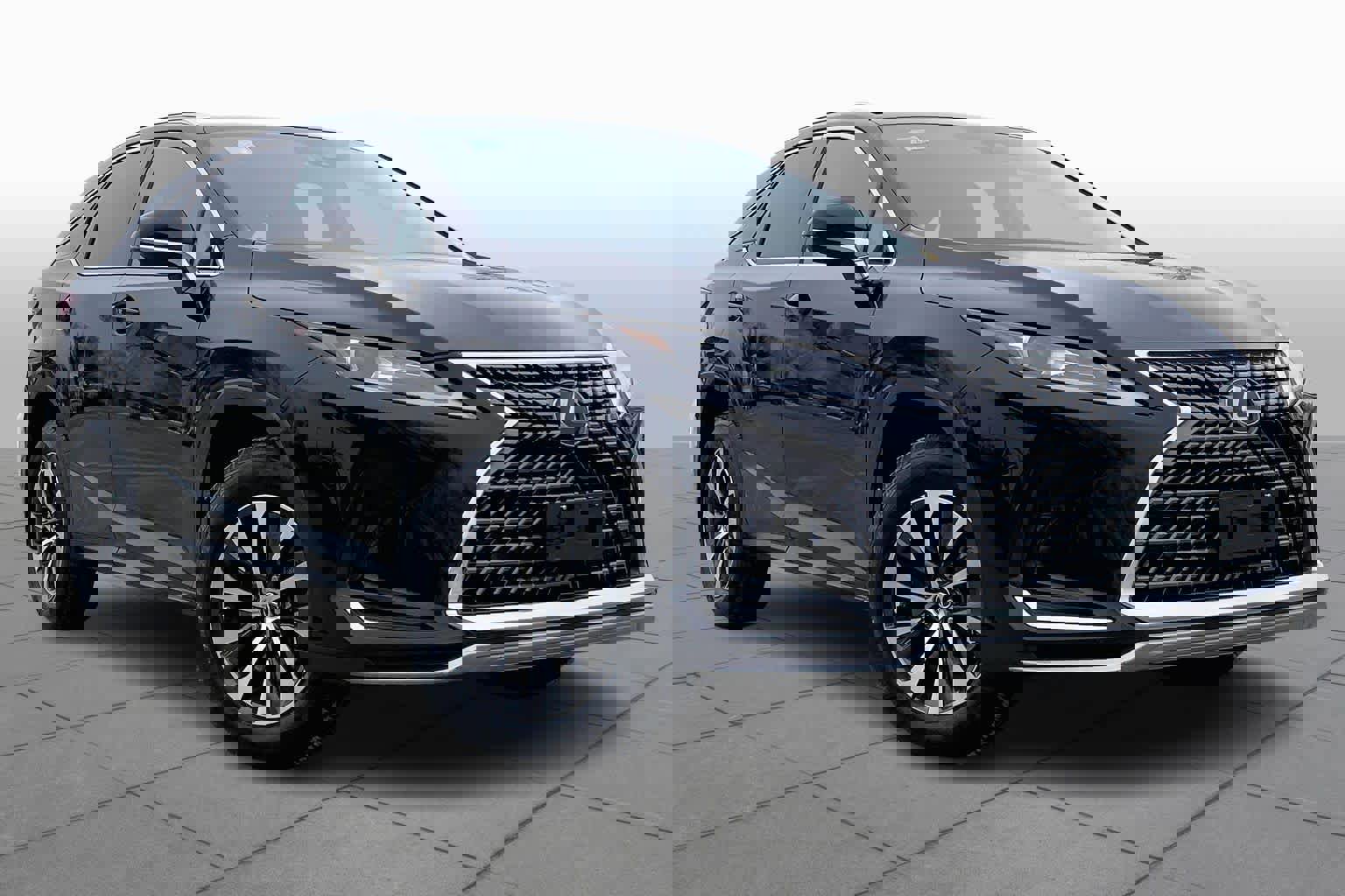 Used 2020 Lexus RX 350 AWD w/ Premium Package image 2
