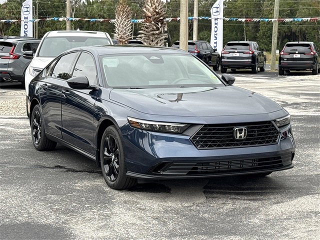 New 2025 Honda Accord SE image 2
