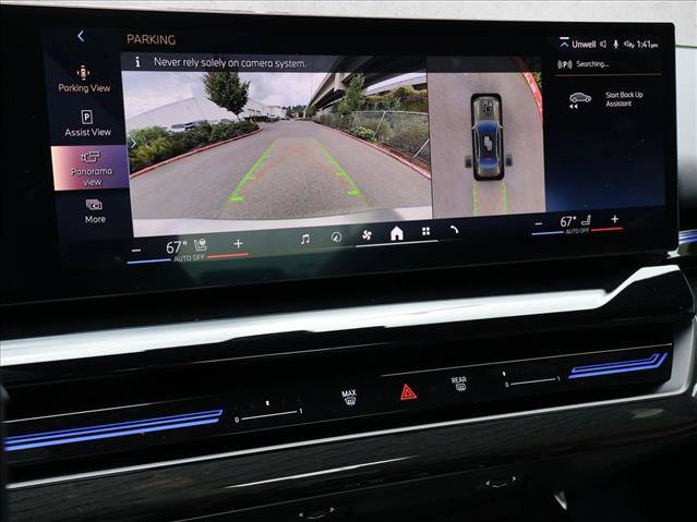 Used 2024 BMW 530i xDrive w/ Premium Package AWD/4WD image 18